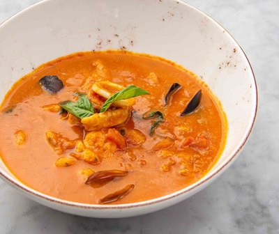 Zuppa-di-Frutti-di-Mare-alla-Viareggina-1550497483531